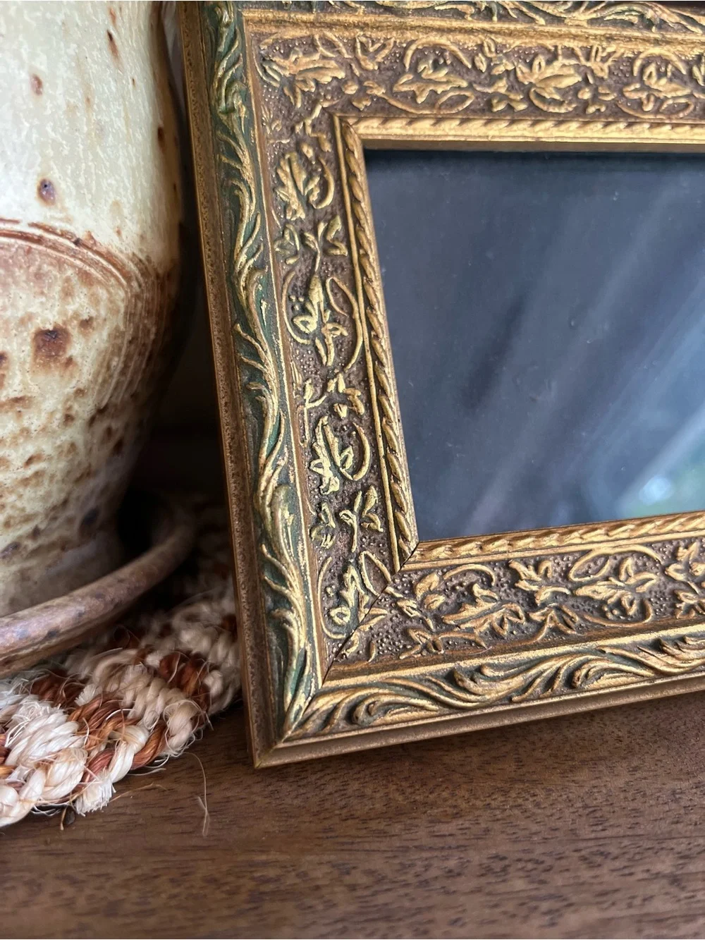 Vintage Ornate Gilt & Verdigris Ivy Scroll Tabletop Photo Frame 3.5